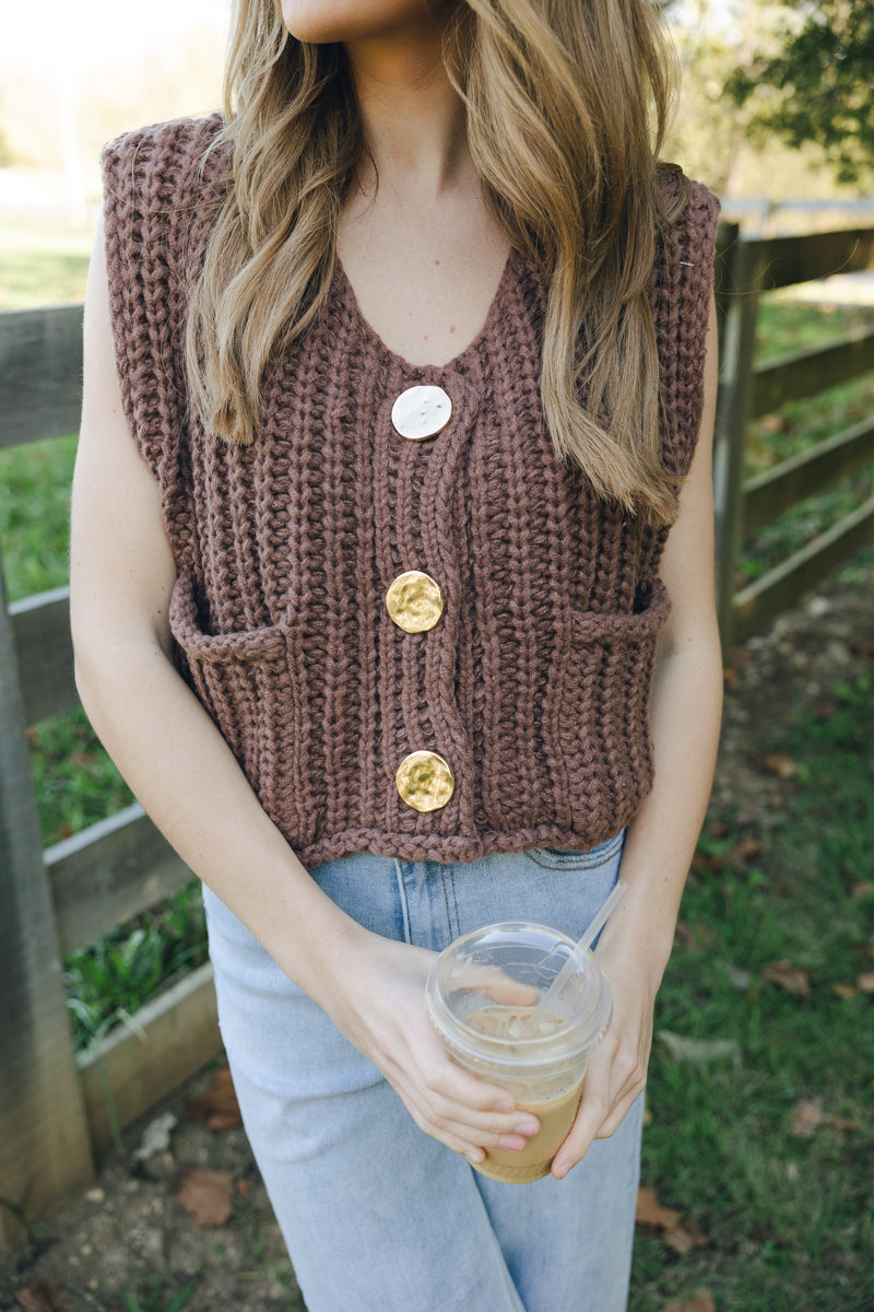 Chunky Sweater Vest-Brown